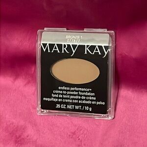 Bronze 1 Endless Performance Creme-to-Powder Foundation - Mary Kay